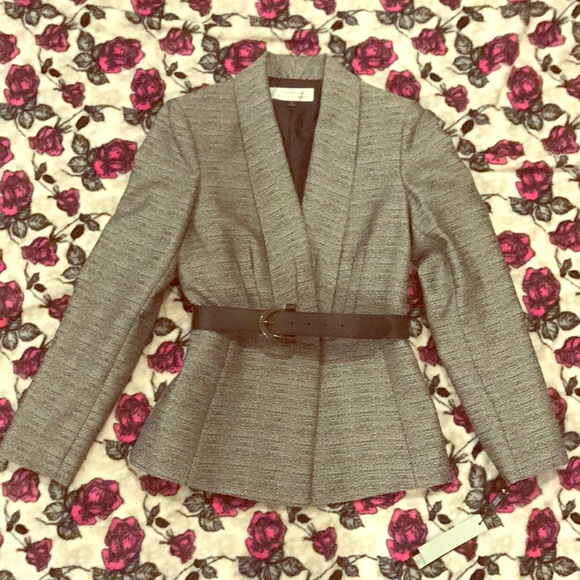 Tahari Jackets & Blazers - Tahari blazer